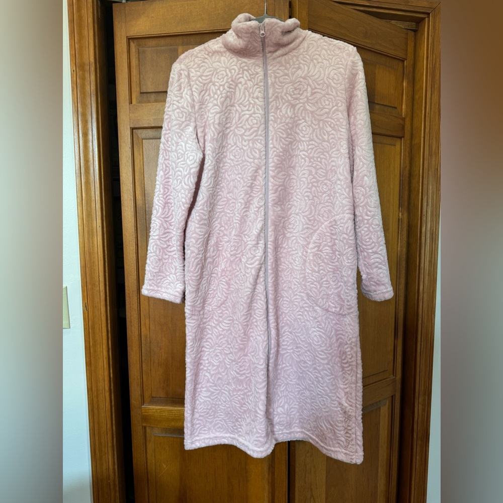 Laura Ashley Light Pink Sleep/Lounge Robe NEW sz small